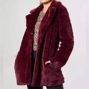 Ashley By 26 International Faux Fur Burgundy Snap Celeb Luxe Barbiecore Jacket-L
